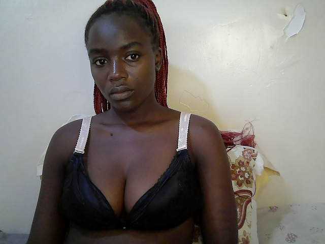 Sexy-alia live webcam show