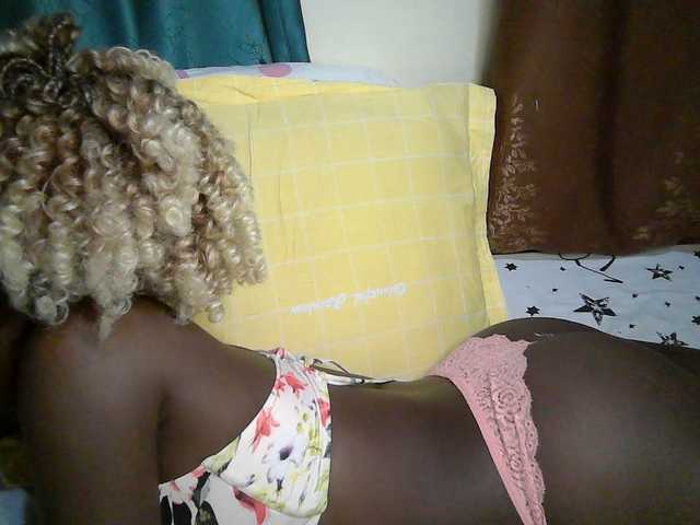 Sexy-alia live cam on BongaCams