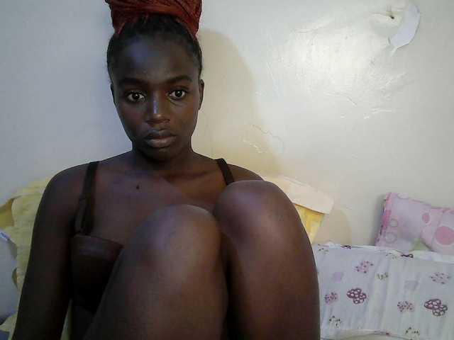 Sexy-alia live webcam show