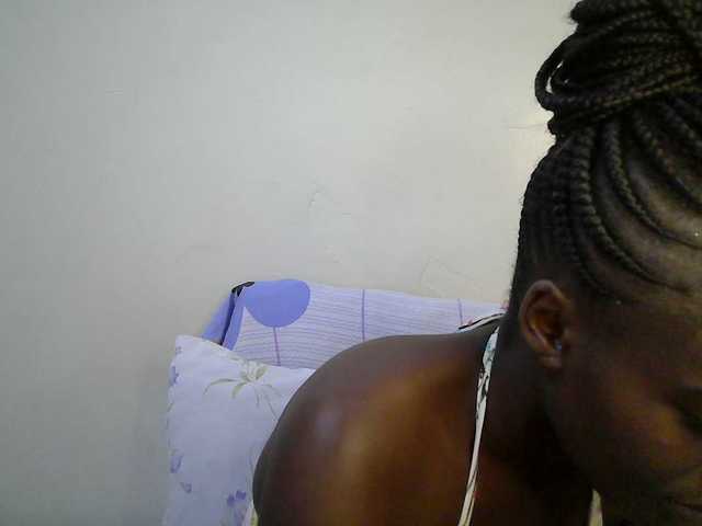 Sexy-alia live cam on BongaCams