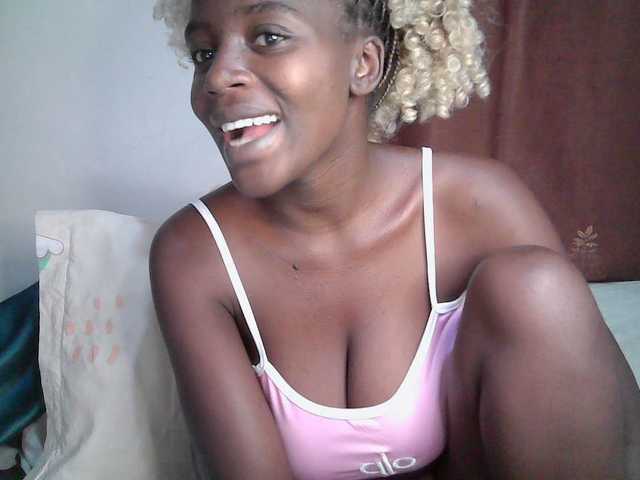 Sexy-alia live cam on BongaCams