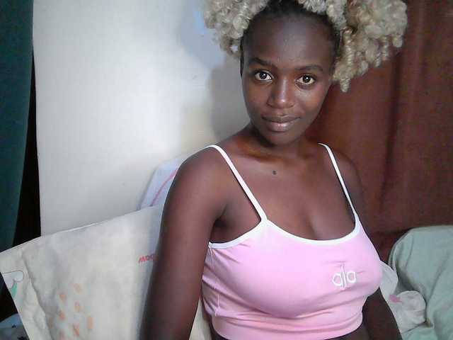 Sexy-alia live cam on BongaCams