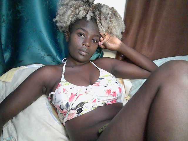 Sexy-alia live cam on BongaCams