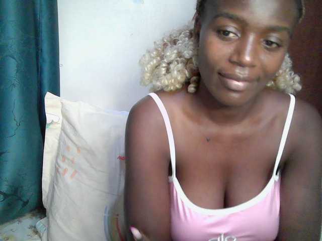Sexy-alia live cam on BongaCams