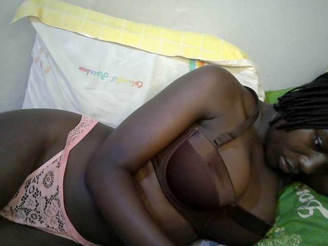 Sexy-alia live cam on BongaCams