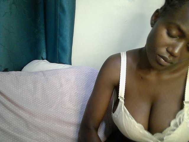 Sexy-alia live cam on BongaCams