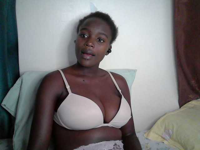 Sexy-alia live cam on BongaCams