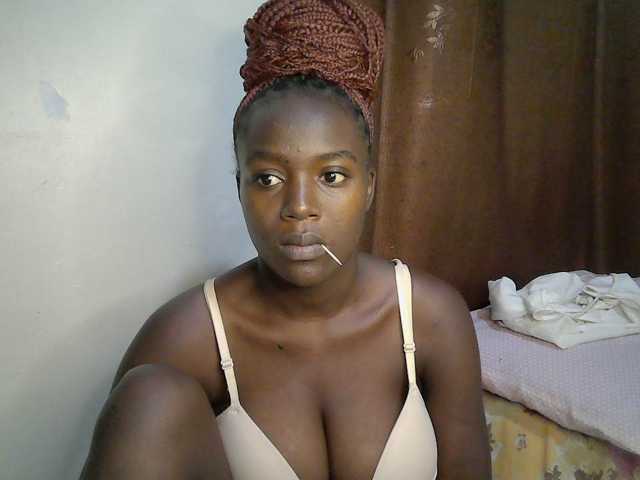 Sexy-alia live cam on BongaCams