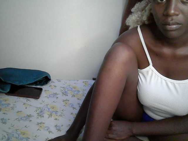 Sexy-alia live cam on BongaCams