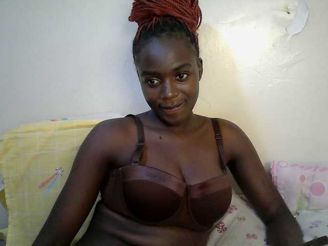 Sexy-alia live webcam show
