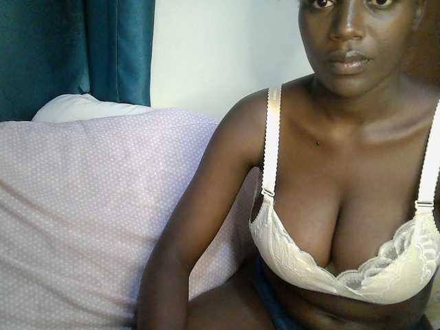 Sexy-alia live cam on BongaCams