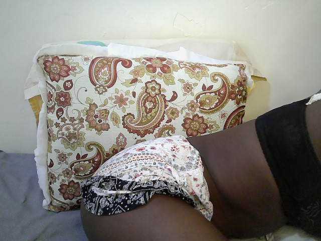 Sexy-alia live webcam show