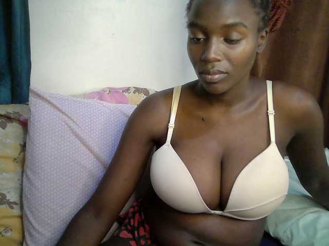 Sexy-alia live cam on BongaCams