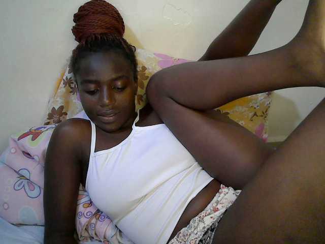 Sexy-alia's BongaCams show and profile