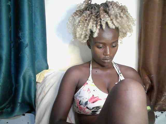 Sexy-alia's webcam live show