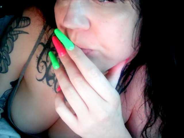 fetishslut4u live cam on BongaCams