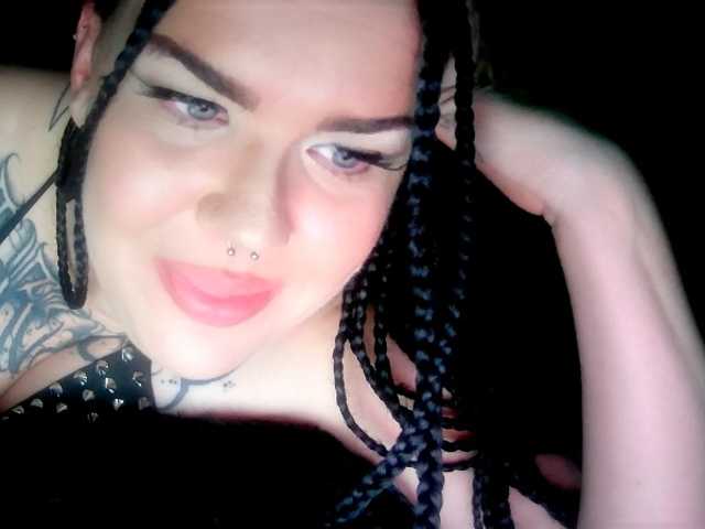 fetishslut4u live cam on BongaCams