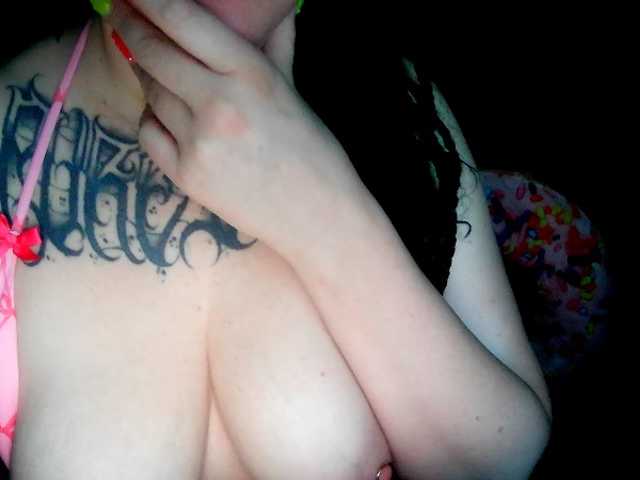 fetishslut4u live cam on BongaCams