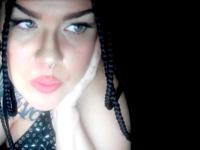 fetishslut4u live cam on BongaCams