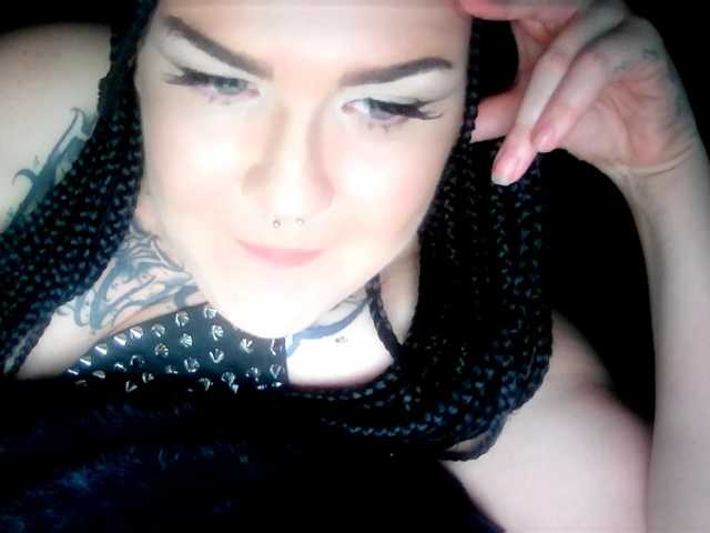 fetishslut4u live cam on BongaCams