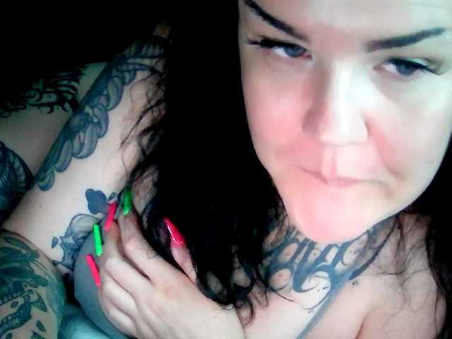 fetishslut4u live cam on BongaCams
