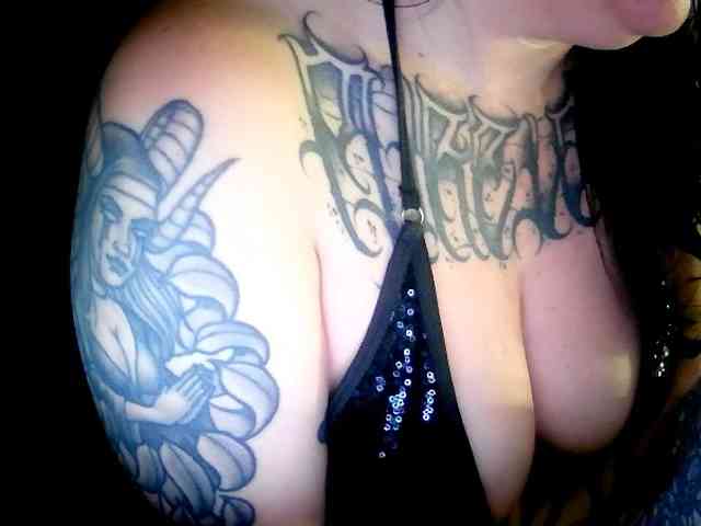 fetishslut4u fetishslut4u