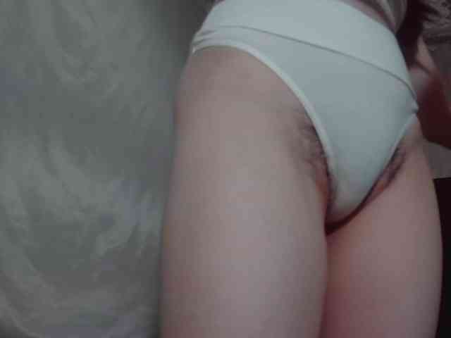 RoxxannaHairy webcam