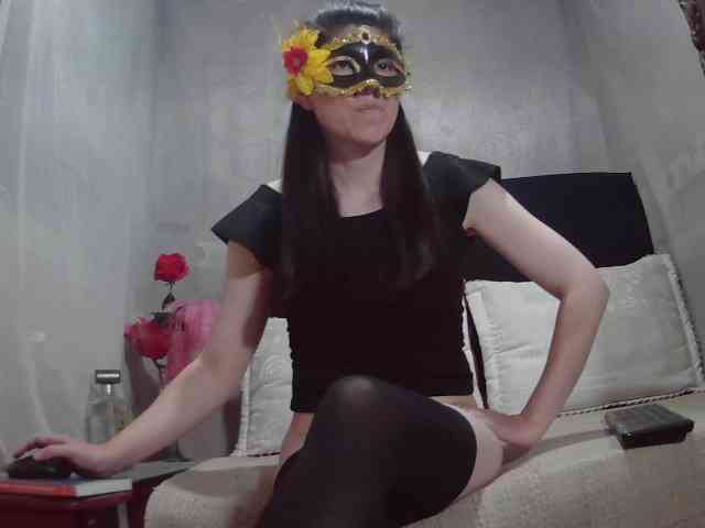 RoxxannaHairy webcam