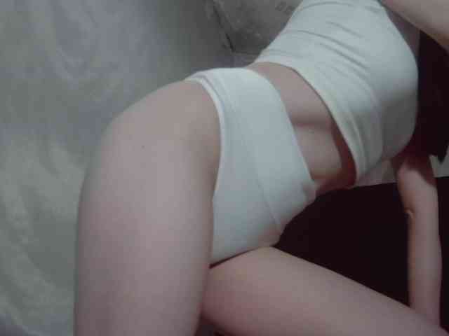 RoxxannaHairy webcam