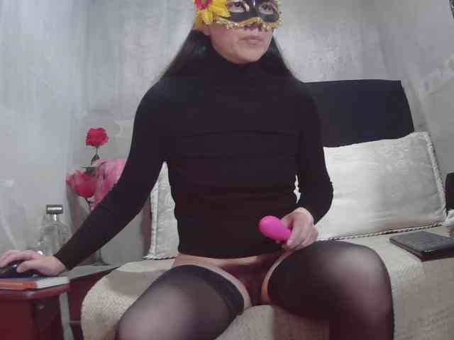 RoxxannaHairy