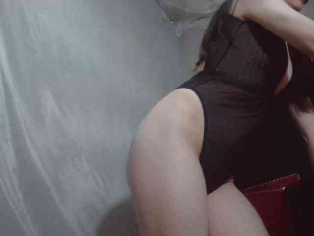 RoxxannaHairy