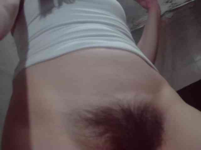 RoxxannaHairy