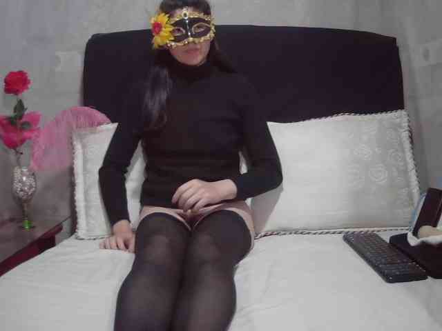 RoxxannaHairy webcam