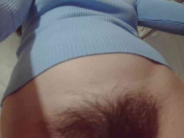 RoxxannaHairy webcam