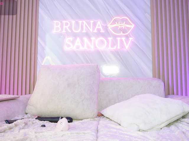 brunasanoliv live cam on BongaCams