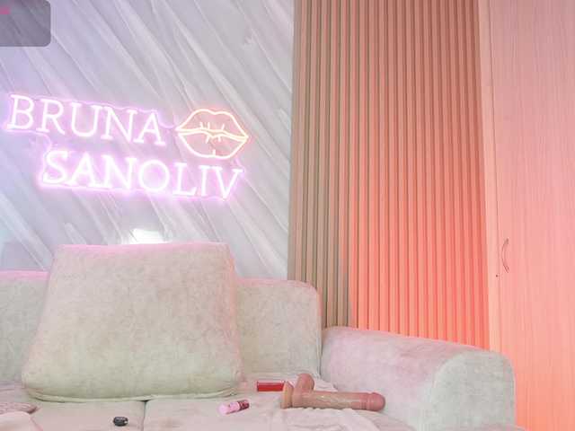brunasanoliv live cam on BongaCams