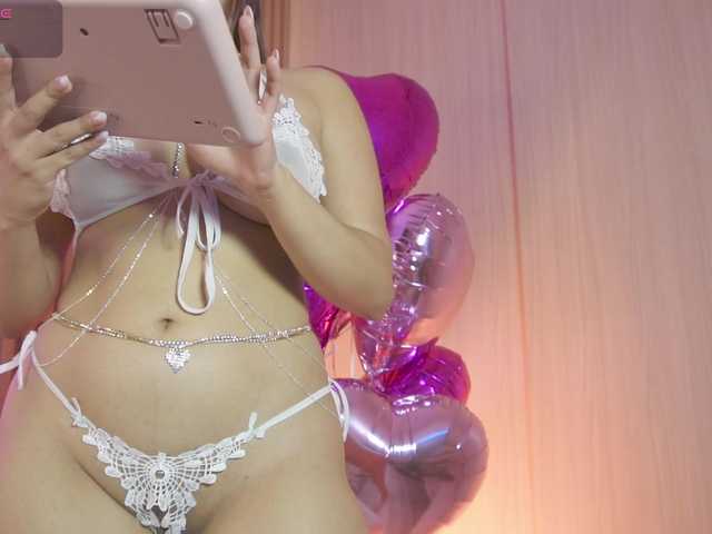 brunasanoliv live cam on BongaCams
