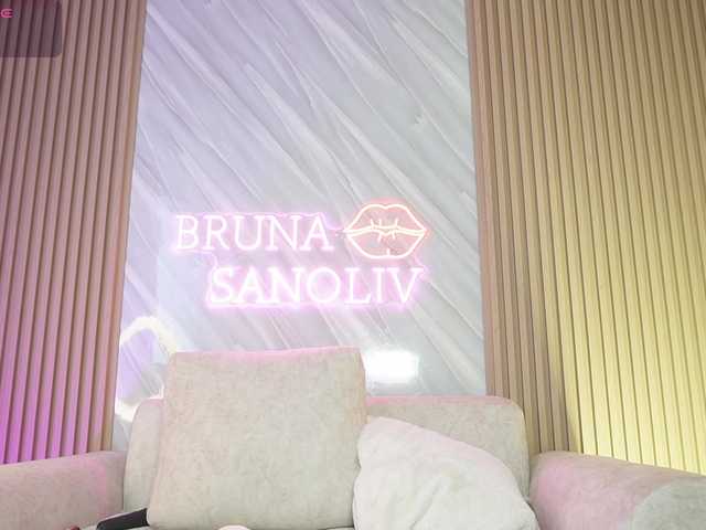 brunasanoliv live cam on BongaCams