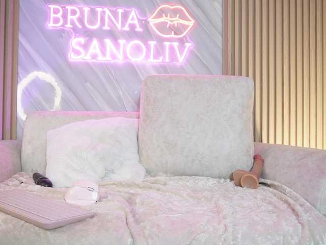 brunasanoliv live cam on BongaCams
