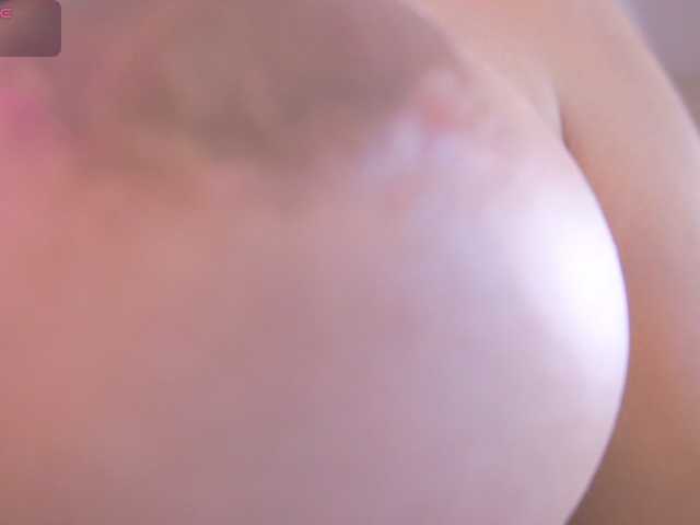 brunasanoliv, en directo ahora en BongaCams