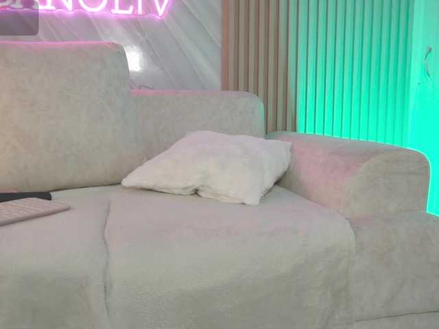 brunasanoliv live cam on BongaCams