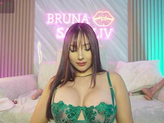 brunasanoliv live cam on BongaCams