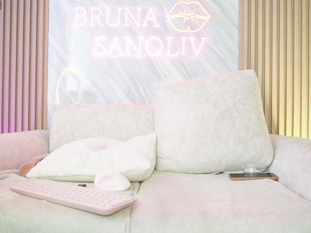brunasanoliv live cam on BongaCams
