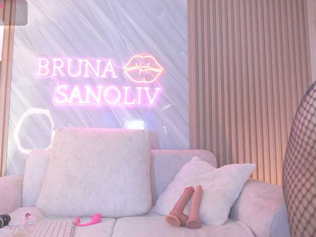 brunasanoliv live cam on BongaCams