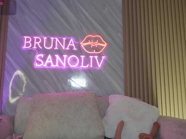 brunasanoliv live cam on BongaCams