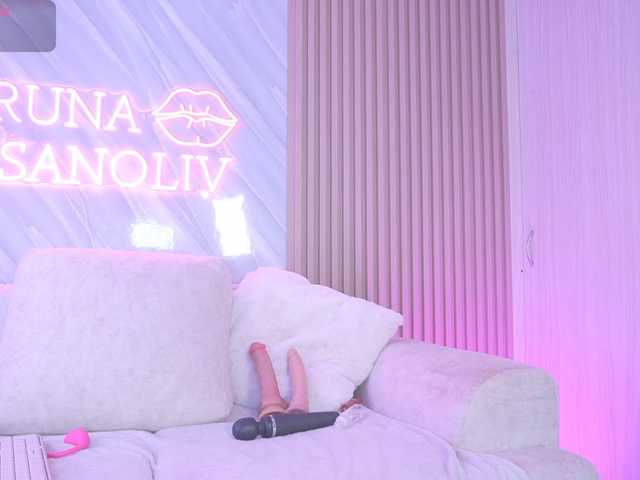 brunasanoliv live cam on BongaCams