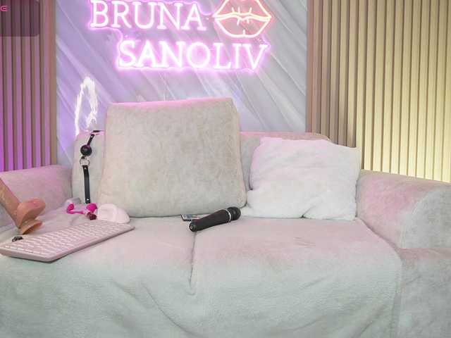 brunasanoliv live cam on BongaCams