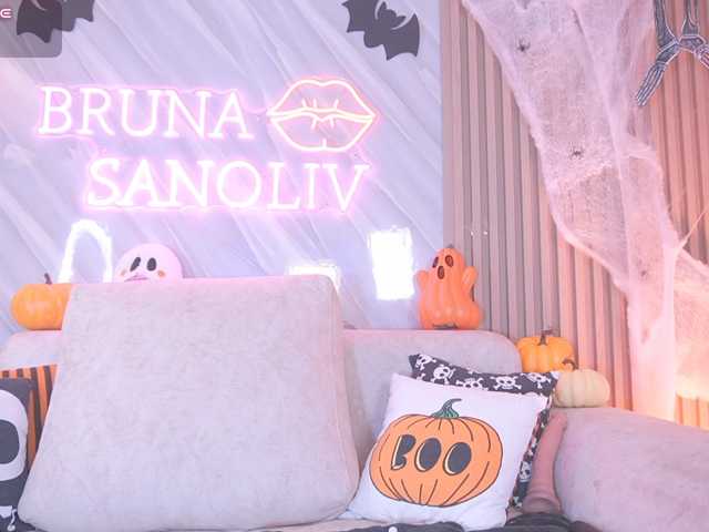 Brunasanoliv live cam on BongaCams