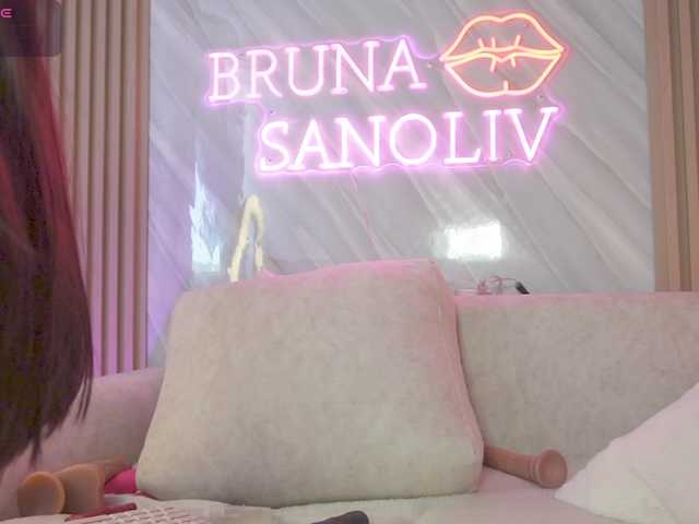 brunasanoliv live cam on BongaCams