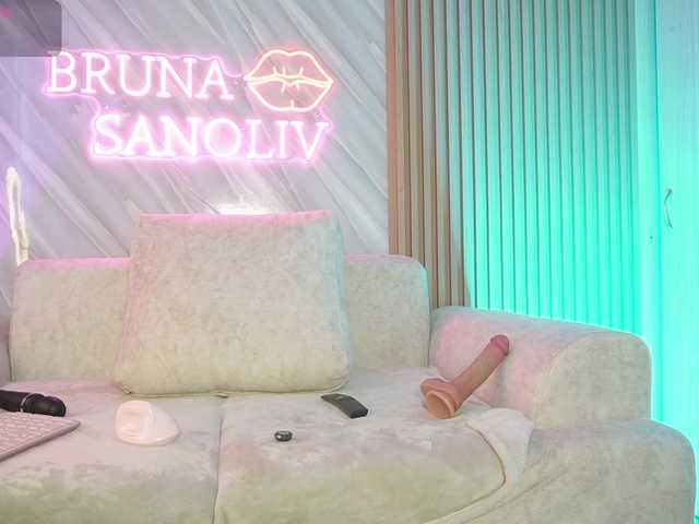 brunasanoliv live cam on BongaCams